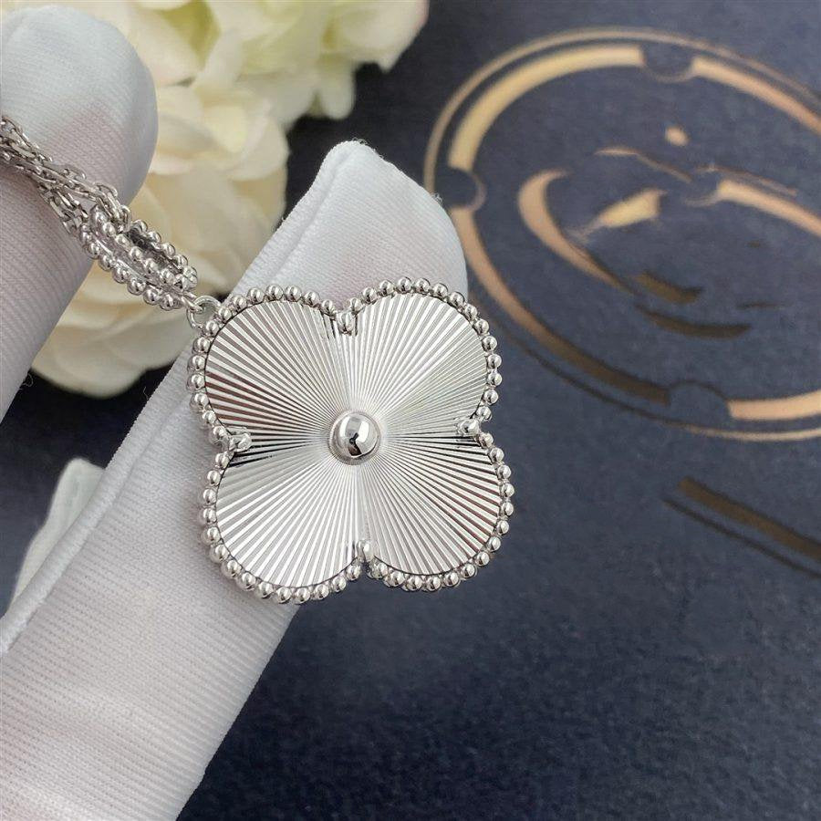[Vintora]CLOVER 25MM SILVER BIG CLOVER NECKLACE