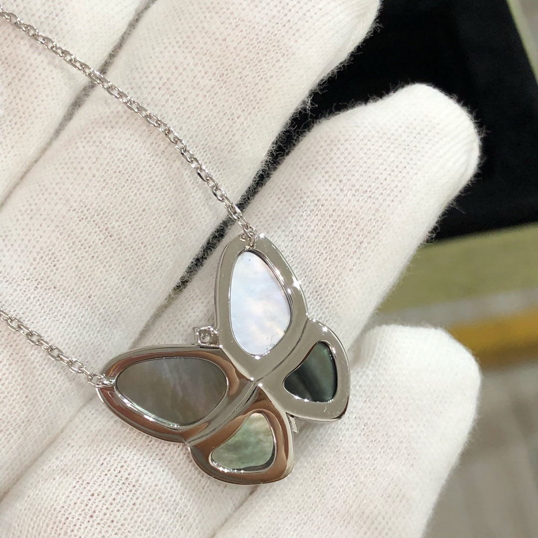 [Vintora]LARGE BUTTERFLY SILVER PENDANT DIAMOND NECKLACE