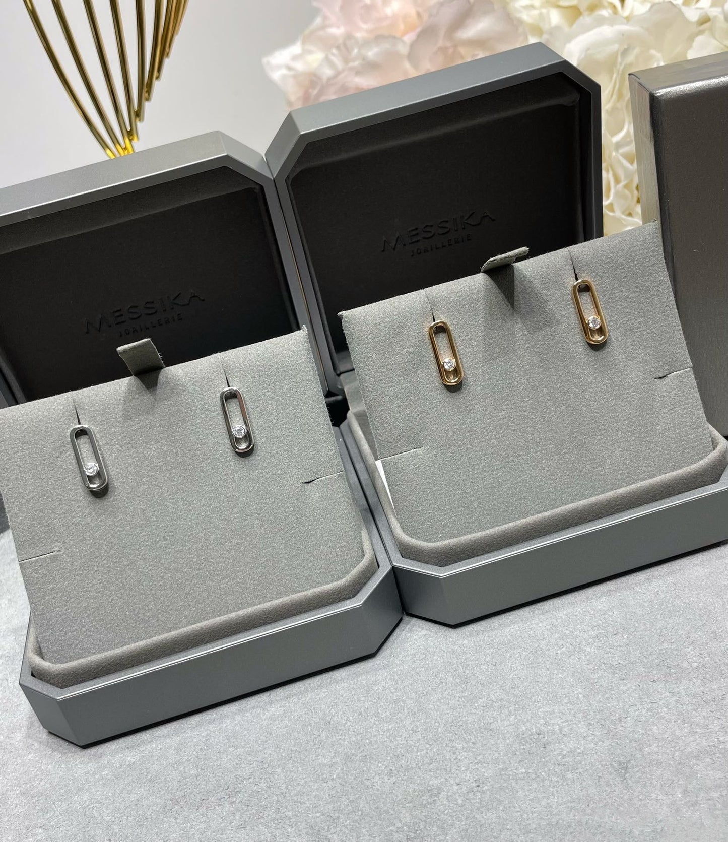 [Vintora]MOVE UNO SMALL 1 DIAMOND EARRINGS