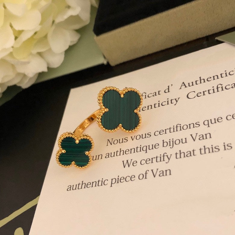 [Vintora]CLOVER BETWEEN THE FINGER RING