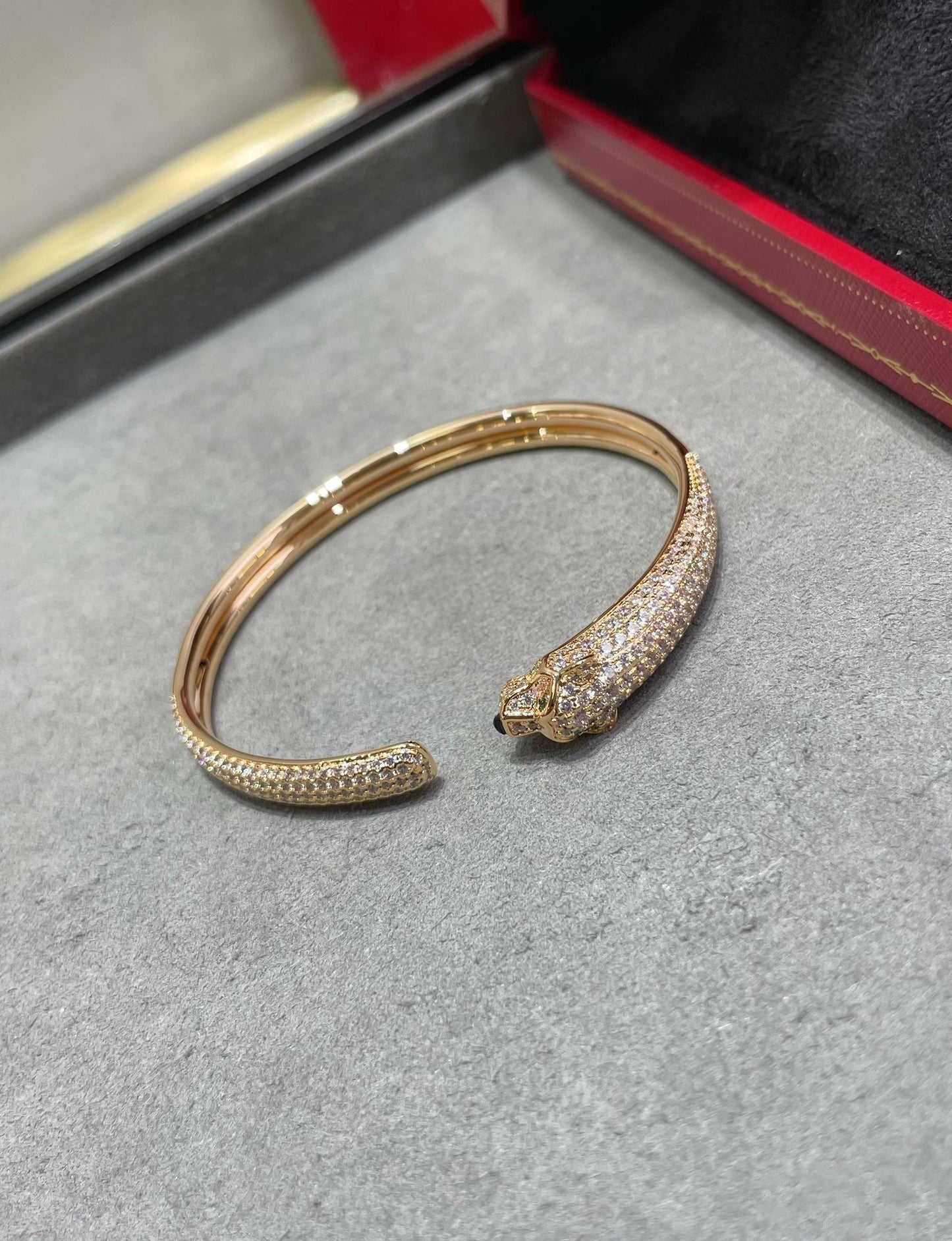 [Vintora]PANTHERE FULL DIAMOND OPEN BRACELET
