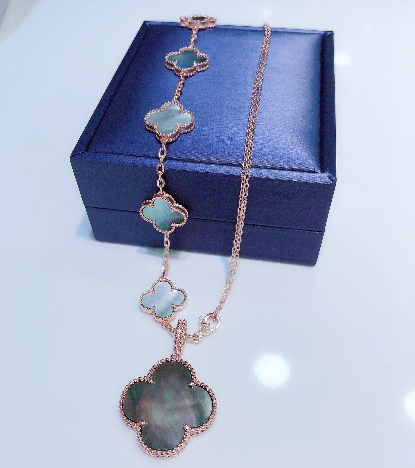 [Vintora]COMBINED BRACELET 5 MOTIFS AND NECKLACE DARK MOP Vintora GOLD