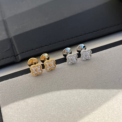 [Vintora]CLOVER MINI DIAMOND STUD EARRINGS